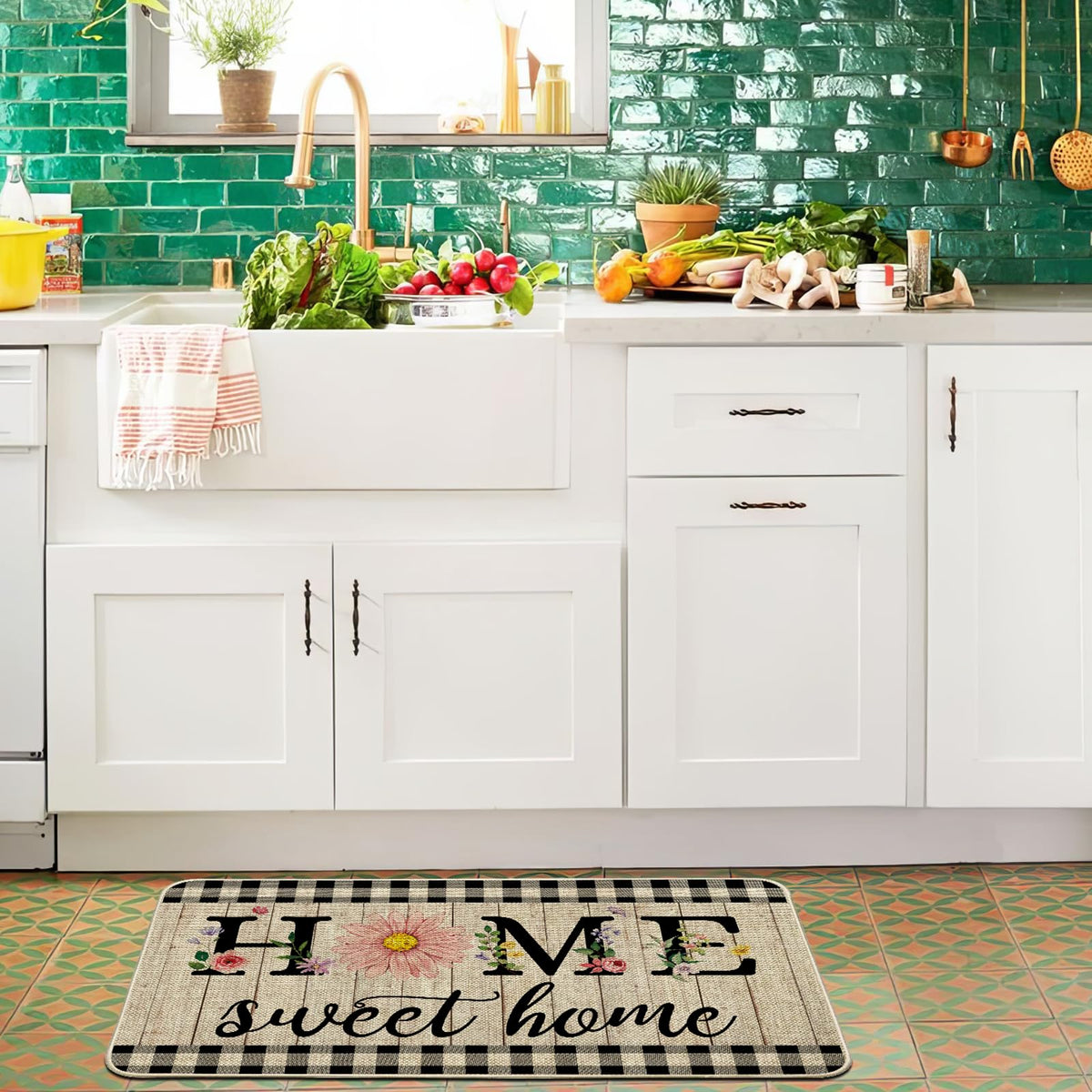 ORTIGIA rubber-back mat offers non-slip grip on entryways.