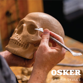 OSKER packaging foam protection protects the ceramic skull during shipping.