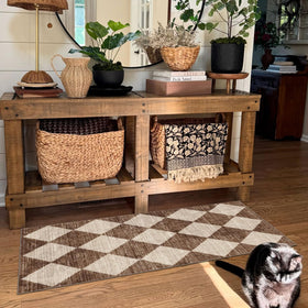 Othilic geometric checkered diamond runner for hallways