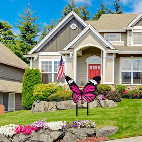 Otoolling metal garden art adds color to porches, lawns, and pathways.