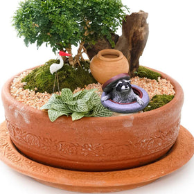 OULIGET resin garden sculpture durable against sun and rain in landscapes