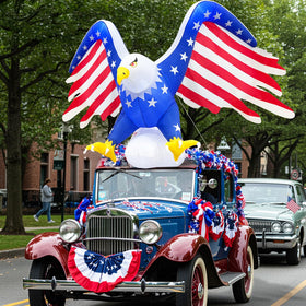 OurWarm eagle inflatable with LED lights enhances nighttime visibility.