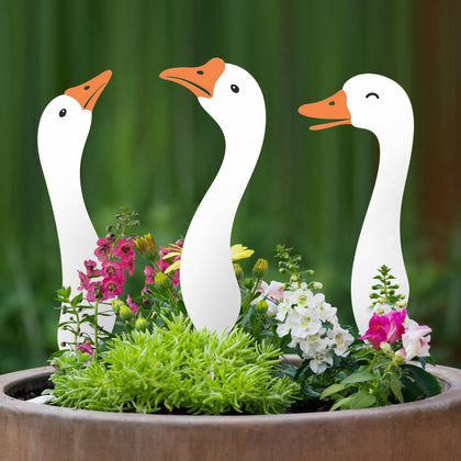 OUUJUOZ goose heads set 17-inch statues for lively garden accents