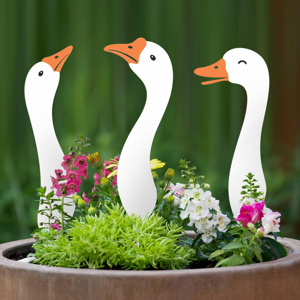 OUUJUOZ goose heads set 17-inch statues for lively garden accents
