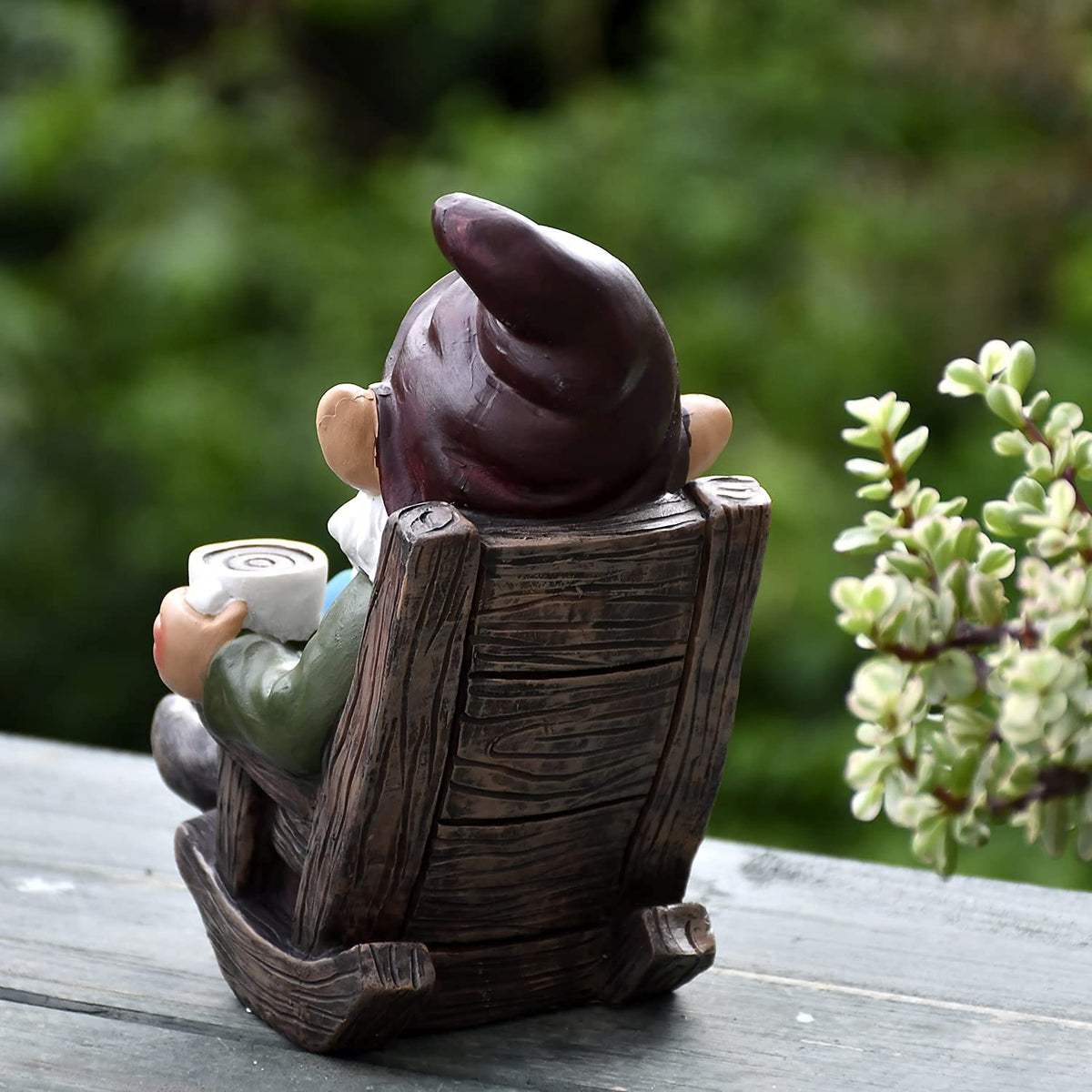 OwMell gnome statue measures 7.3 x 4.7 x 5.9 inches for subtle yard accents.