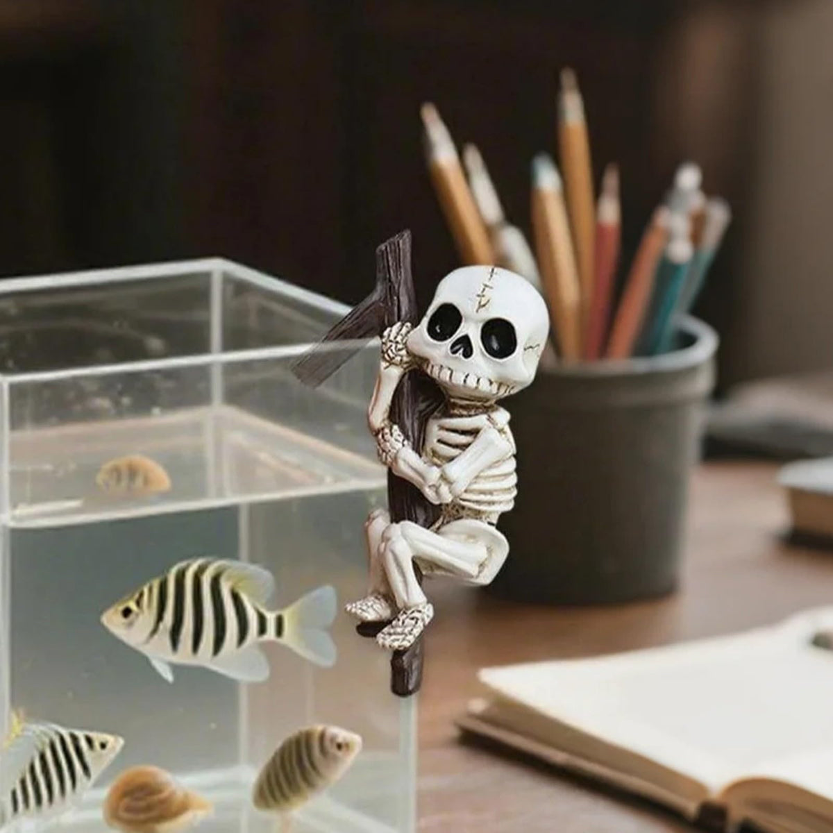 OwMell spooky gift idea for Halloween lovers and plant enthusiasts.