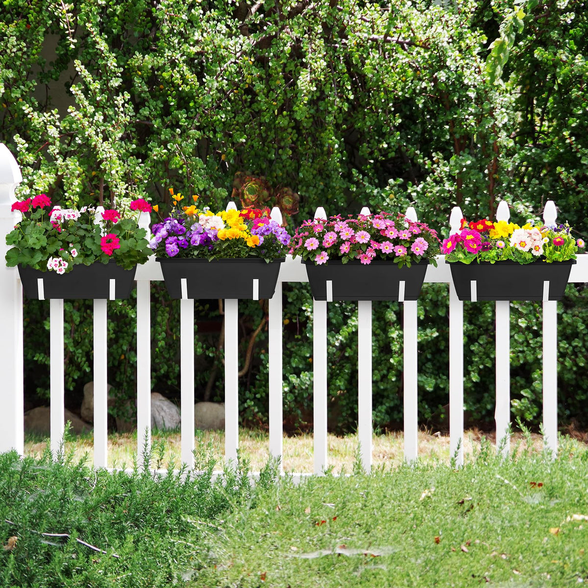 OYEAL detachable drip tray helps keep outdoor spaces tidy
