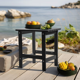 PASAMIC Adirondack square table top surface close-up, smooth and easy to clean.