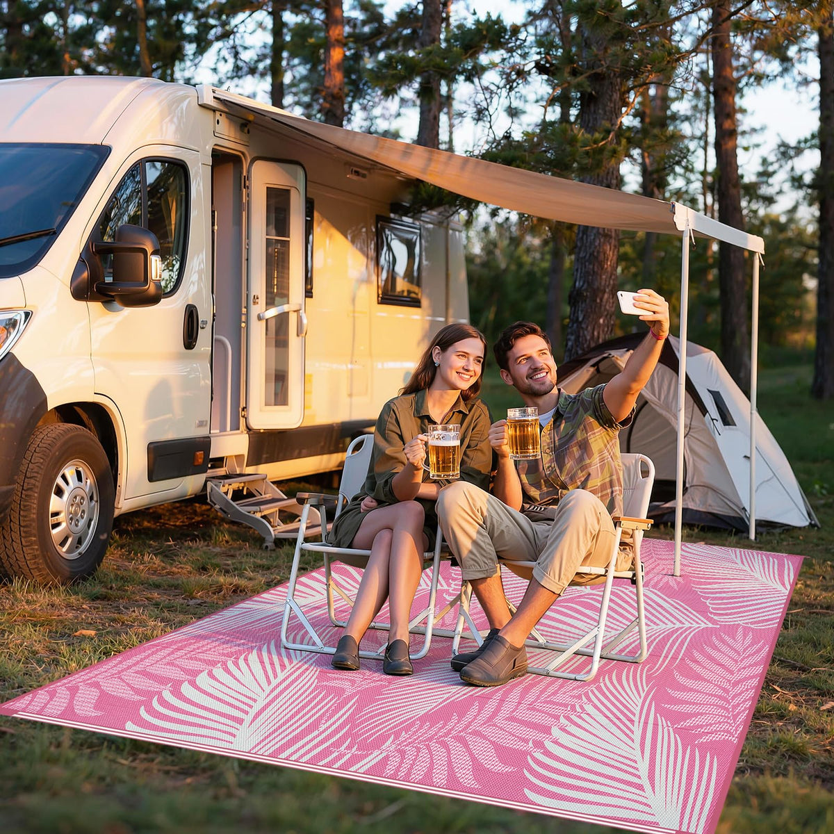 Pauwer lightweight rug with carry bag is easy to transport