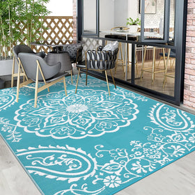Pauwer lightweight portable rug for quick patio or beach use.