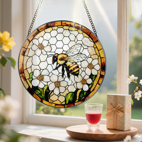 Pauyadu gift-ready suncatcher evokes thoughtful gifting for garden lovers