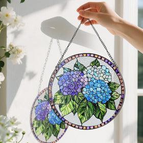 Pauyadu stained glass decor highlights vibrant patterns with natural light
