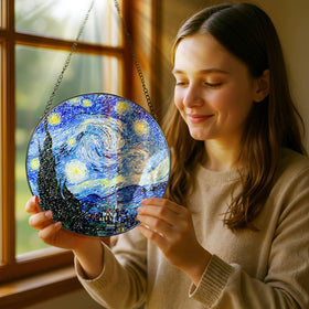 Pauyadu Van Gogh Starry Night sun catcher delivers crystal radiance in sunlight