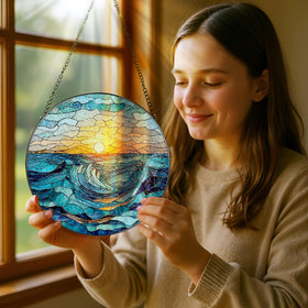 Pauyadu window hanging art decor enhances rooms with luminous glass patterns.