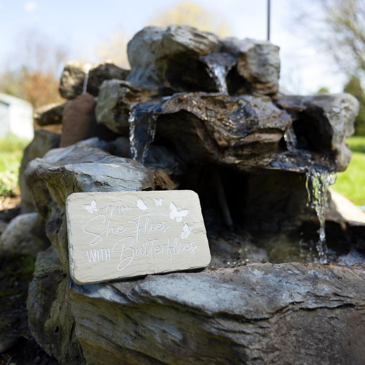 Weatherproof cement fiber stone withstands elements while staying vibrant.