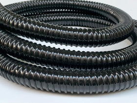 Anti-kink corrugated design reduces bends around pond obstacles
