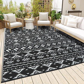 Pendolr outdoor rug 9x12 on patio, durable garden mat for warm weather gatherings