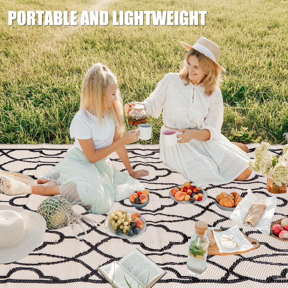 Pendolr outdoor rug soft texture feels comfortable underfoot.