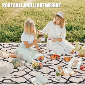 Pendolr outdoor rug soft texture feels comfortable underfoot.