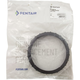Lock ring dimensions shown for proper fit on compatible Pentair systems.