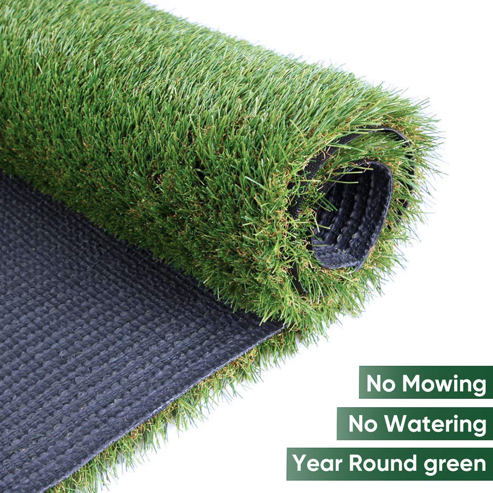 Petgrow easy-clean grass can be refreshed with a hose.