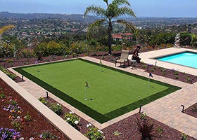 Petgrow Pro putting green easy cleaning with hose and soap