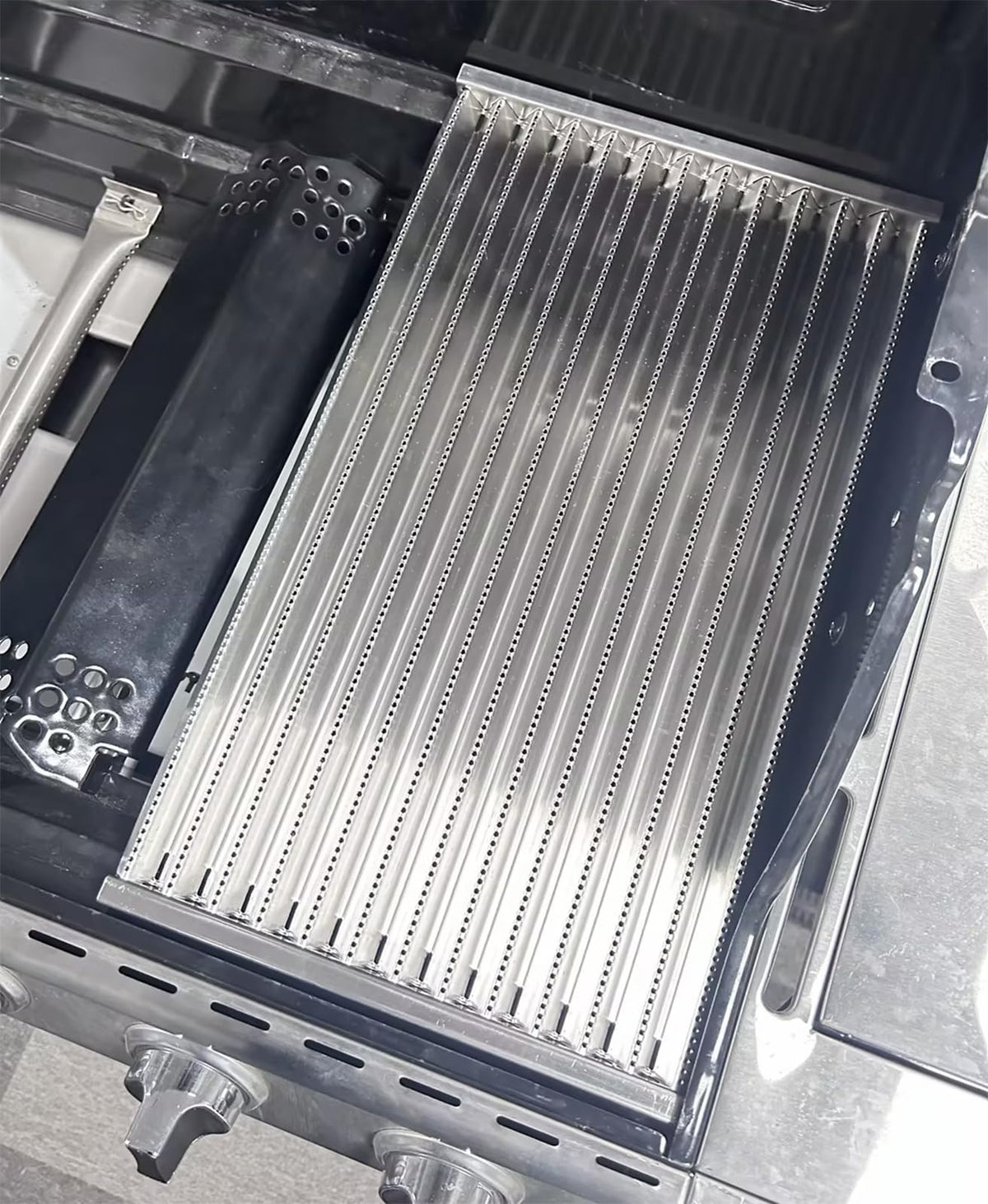 PETKAO compatible emitters for Charbroil models ready for replacement