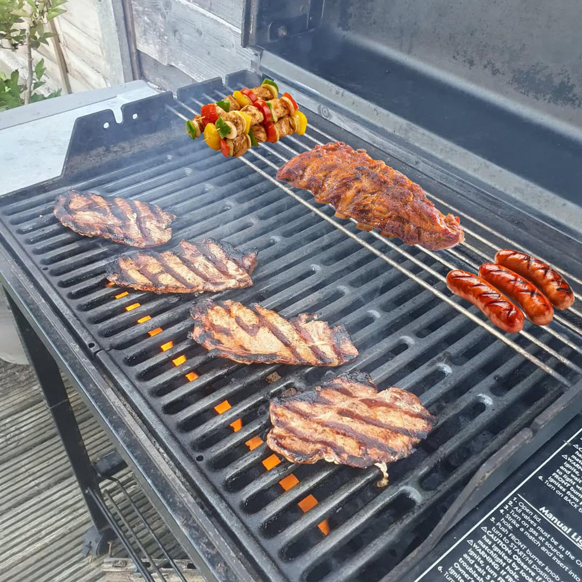 PETKAO easy-install warming rack for Weber expands grilling capacity