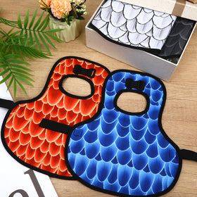 PetKnows waterproof fabric saddle is easy to clean for outdoor use.