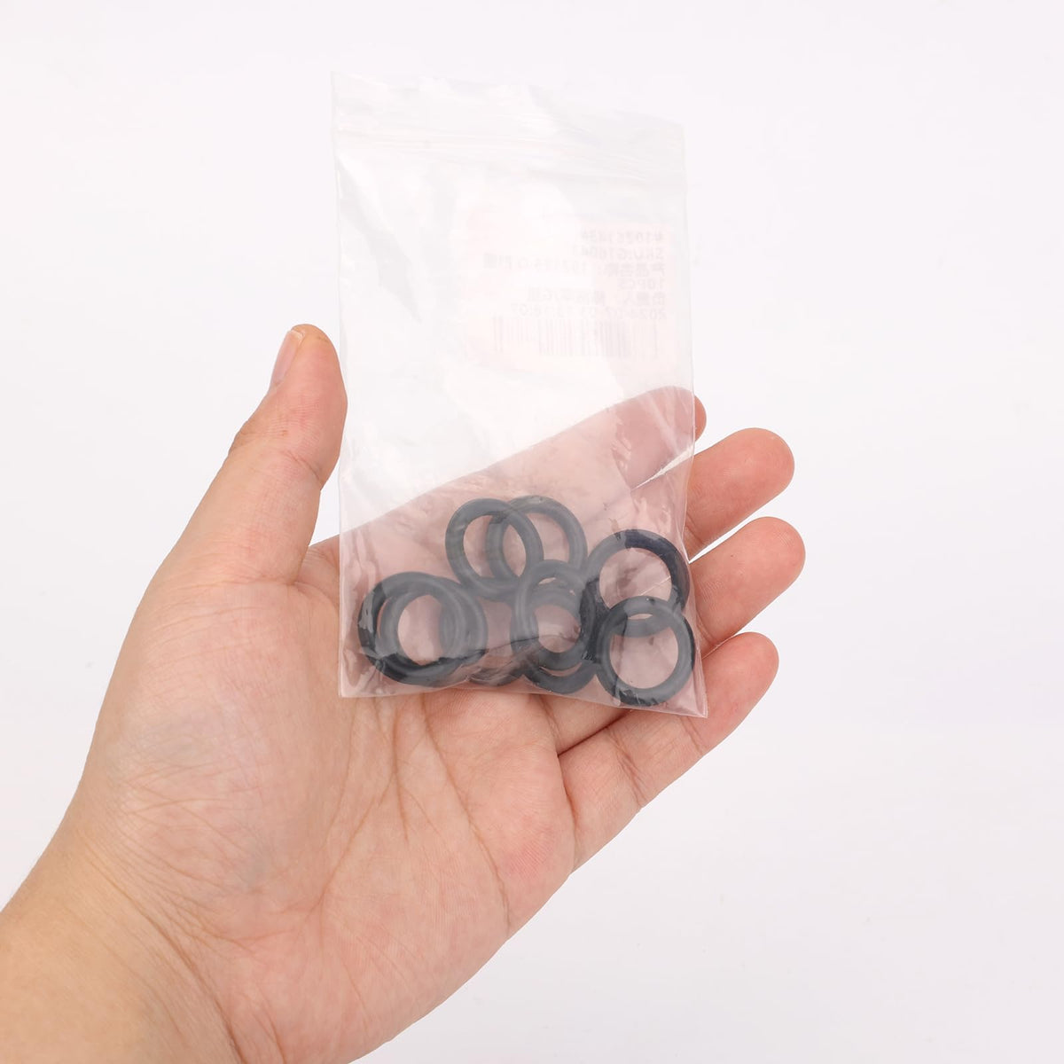 PEUTIER 192115 o-ring close-up shows nitrile rubber durability for long-lasting seals.