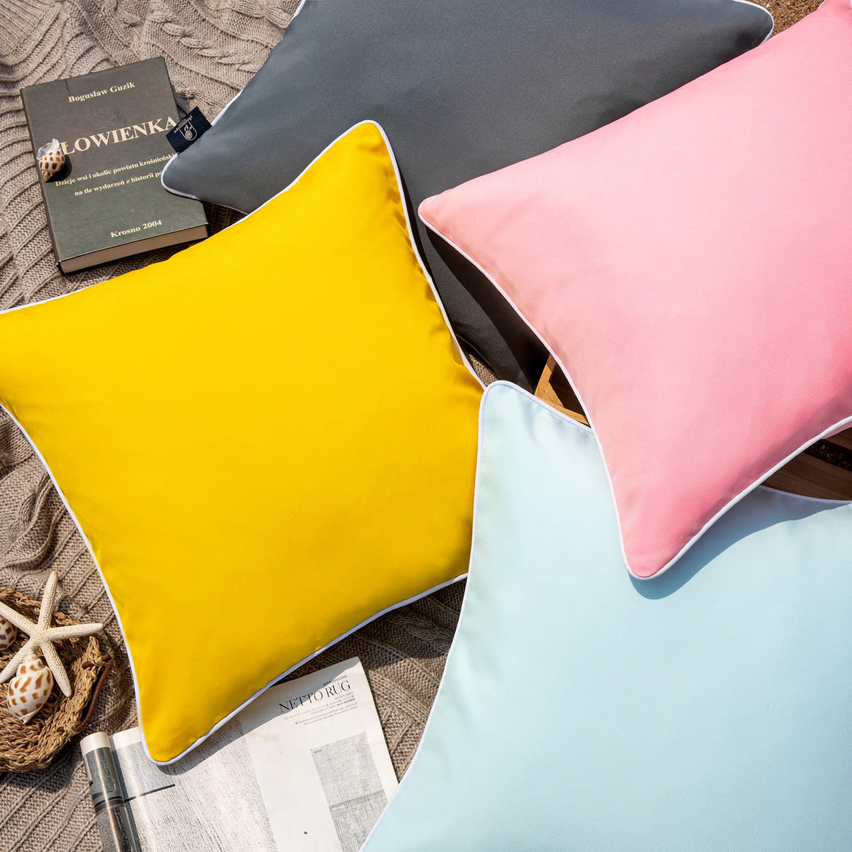 Phantoscope machine washable pillow cover for simple cleaning.