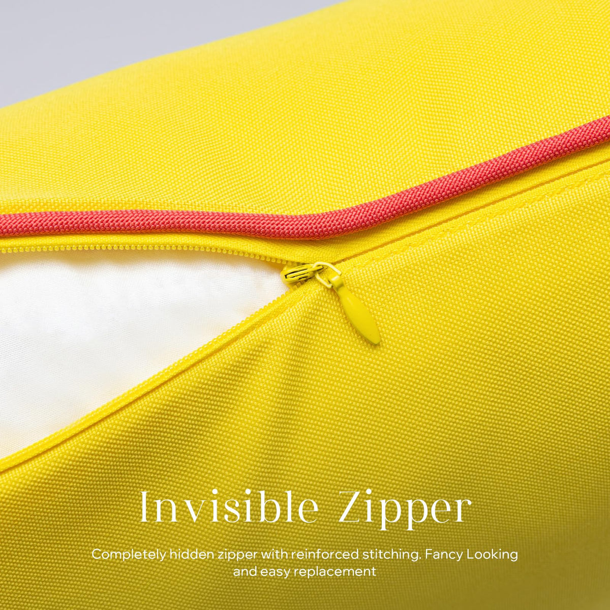 Phantoscope hidden-zipper close-up demonstrates easy insert and sleek finish.