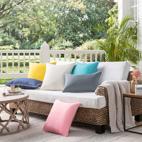 Phantoscope fade-resistant fabric maintains color after sun exposure.
