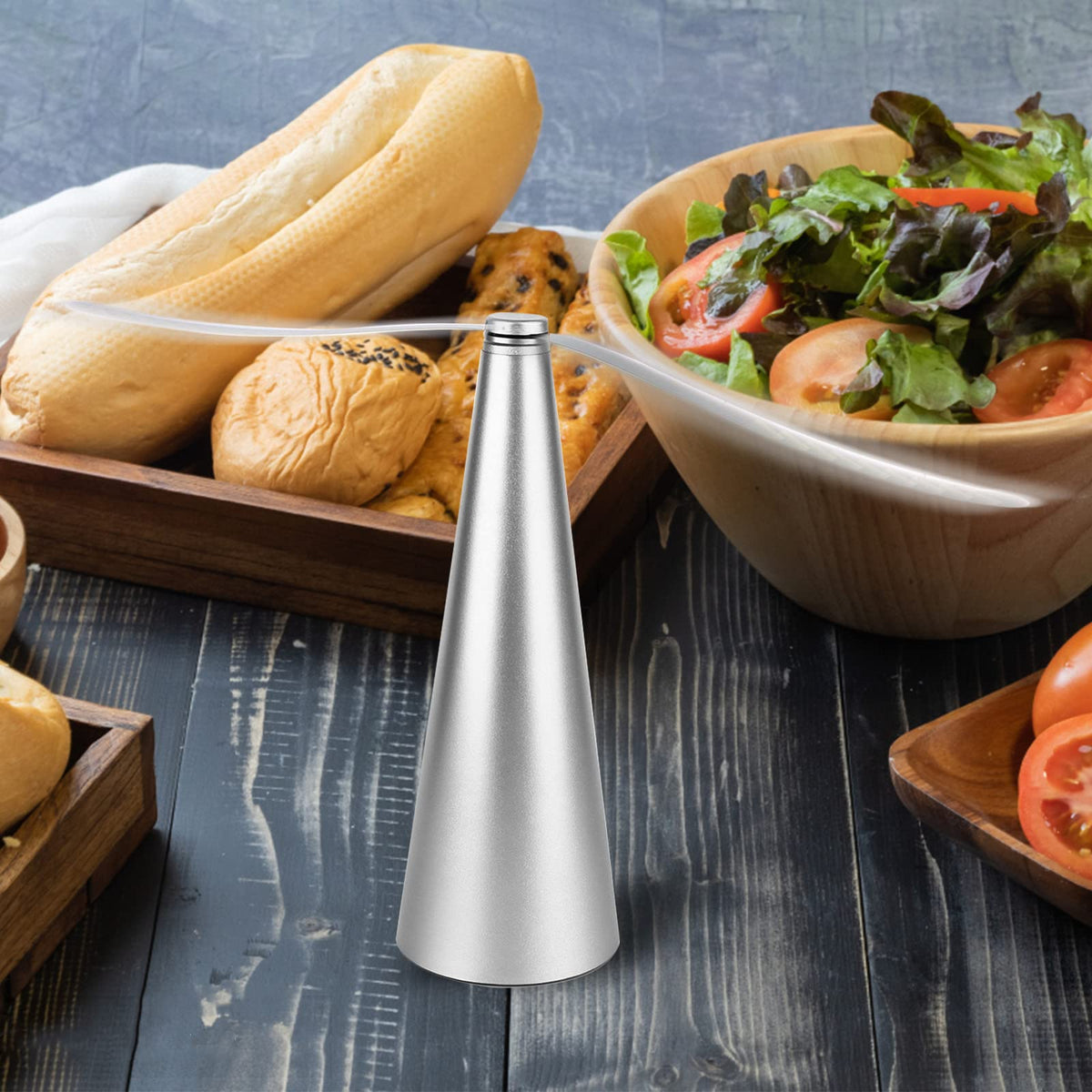 PIAOPIAONIU compact fly fan goes anywhere for quick fly deterrence.