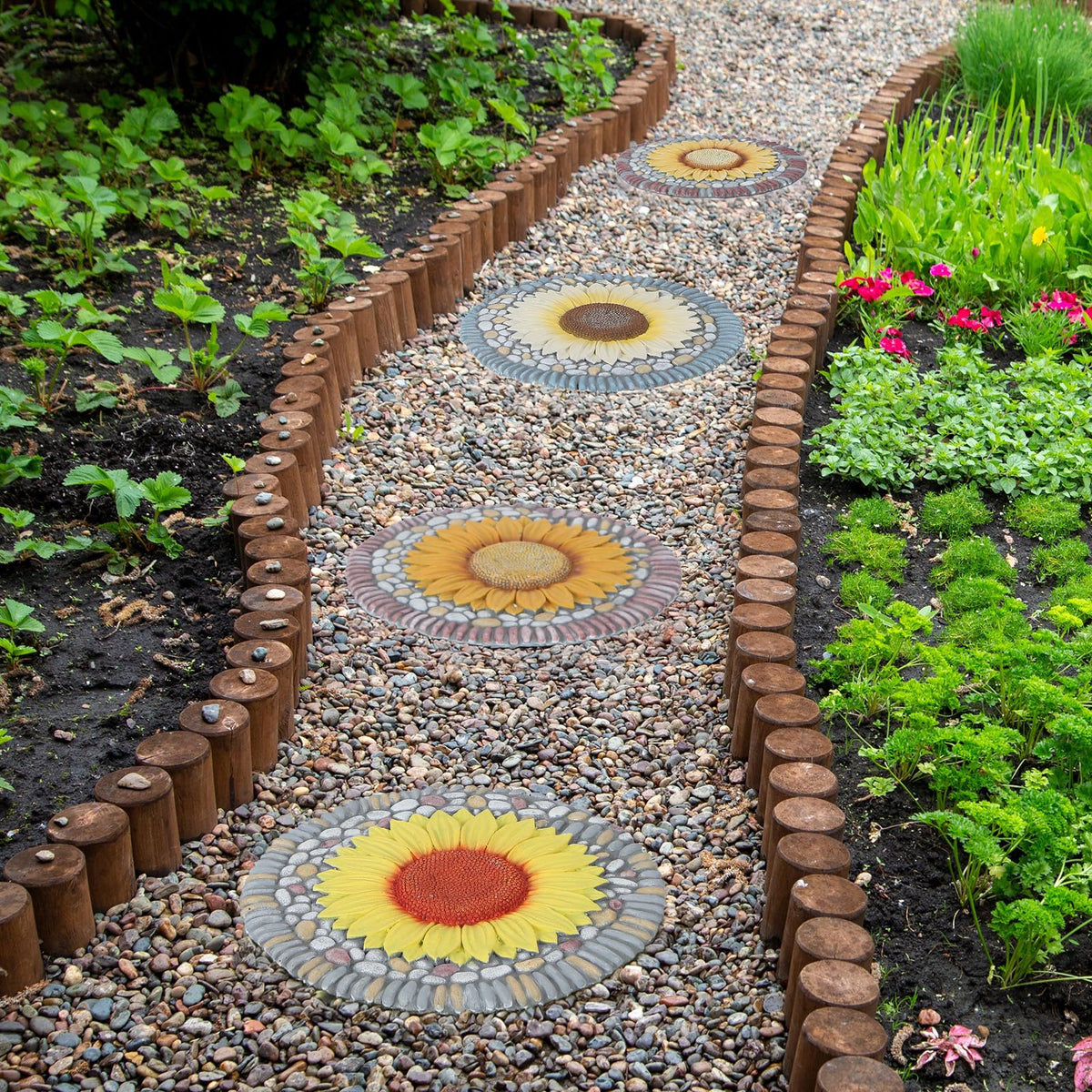 PINPON weather-resistant stepping stone endures sun and rain