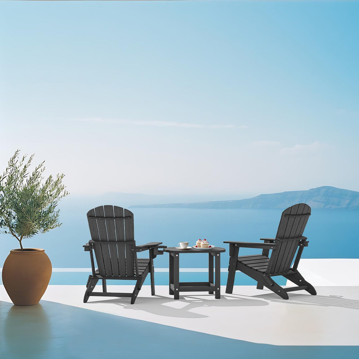 Plawdlik chair cup holder feature provides convenient drinks by pool.