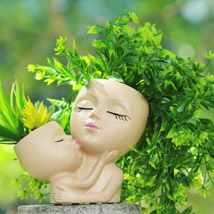 PlotX head planter front view shows mother and child face for indoor charm
