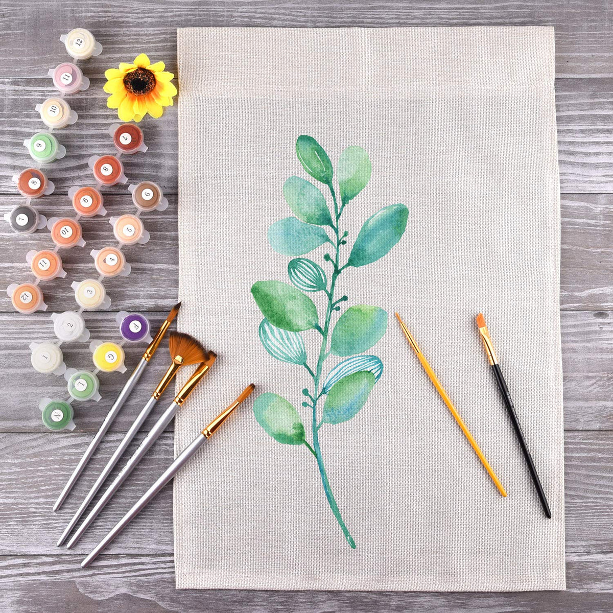 PLULON easy-setup garden flag shows quick decorative use on a stand.