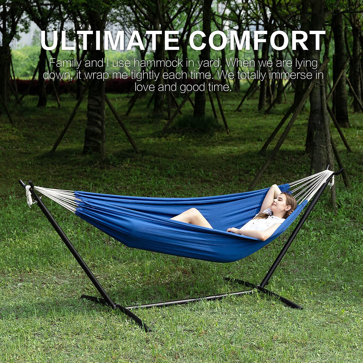 PNAEUT hammock close-up shows thick cotton weave for comfortable support.