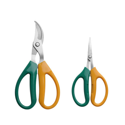 Pobowlgarls garden scissors blade close for clean cuts that protect plant tissue.