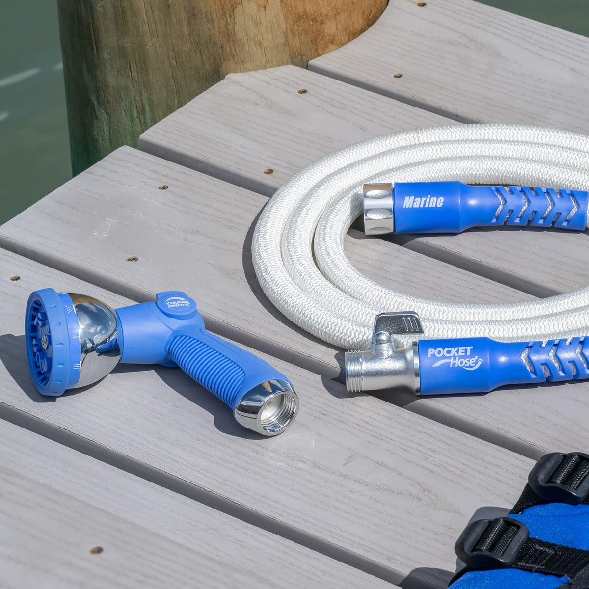 Pocket Hose Marine ten-pattern sprayer offers versatile cleaning options.