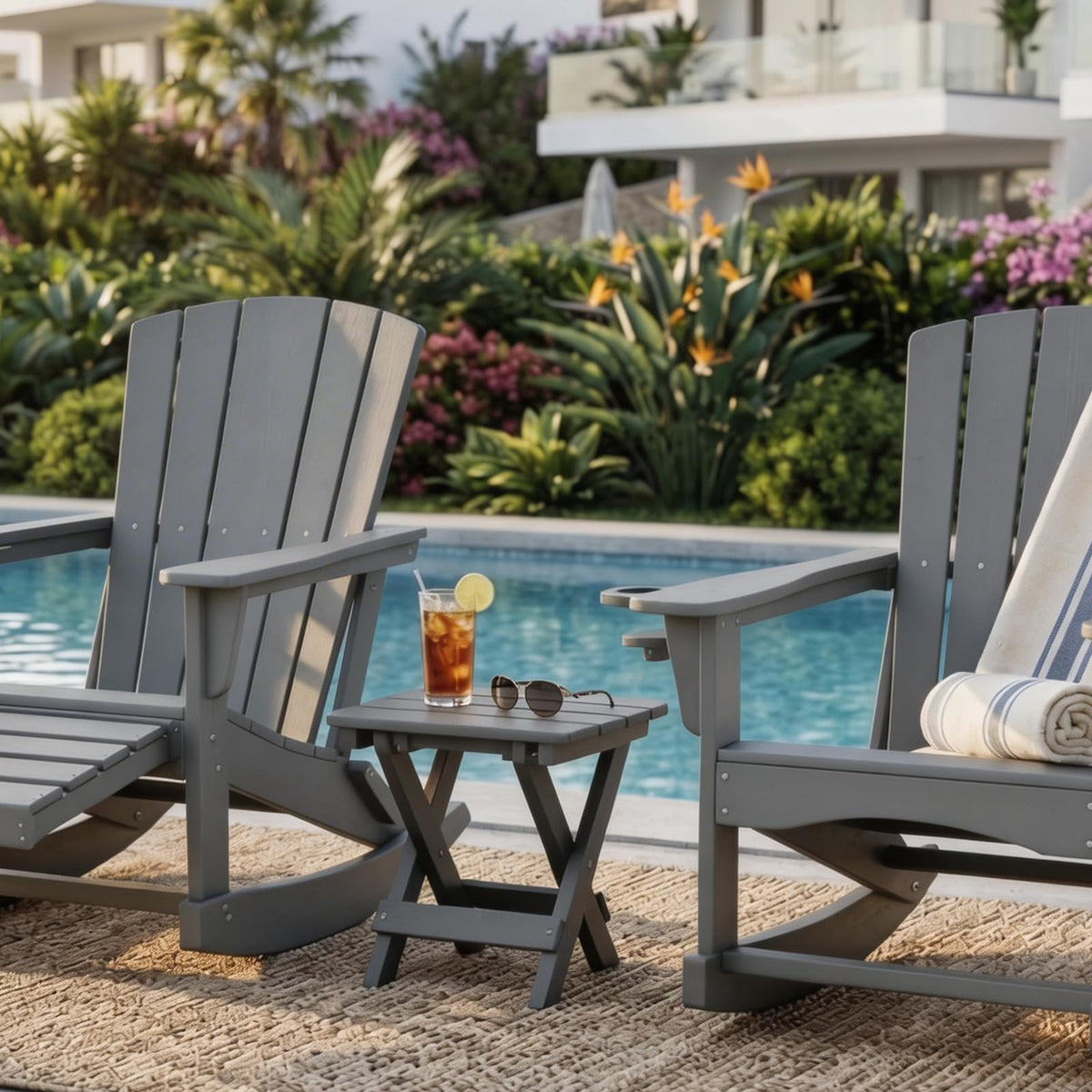 Polyhouz lightweight carry handle enables effortless moving between spaces.