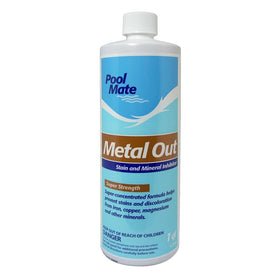 Pool Mate Metal Out 1qt bottle pour demonstrates quick dosing to treat metals.