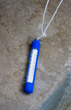 Poolmaster temperature gauge reading water temperature