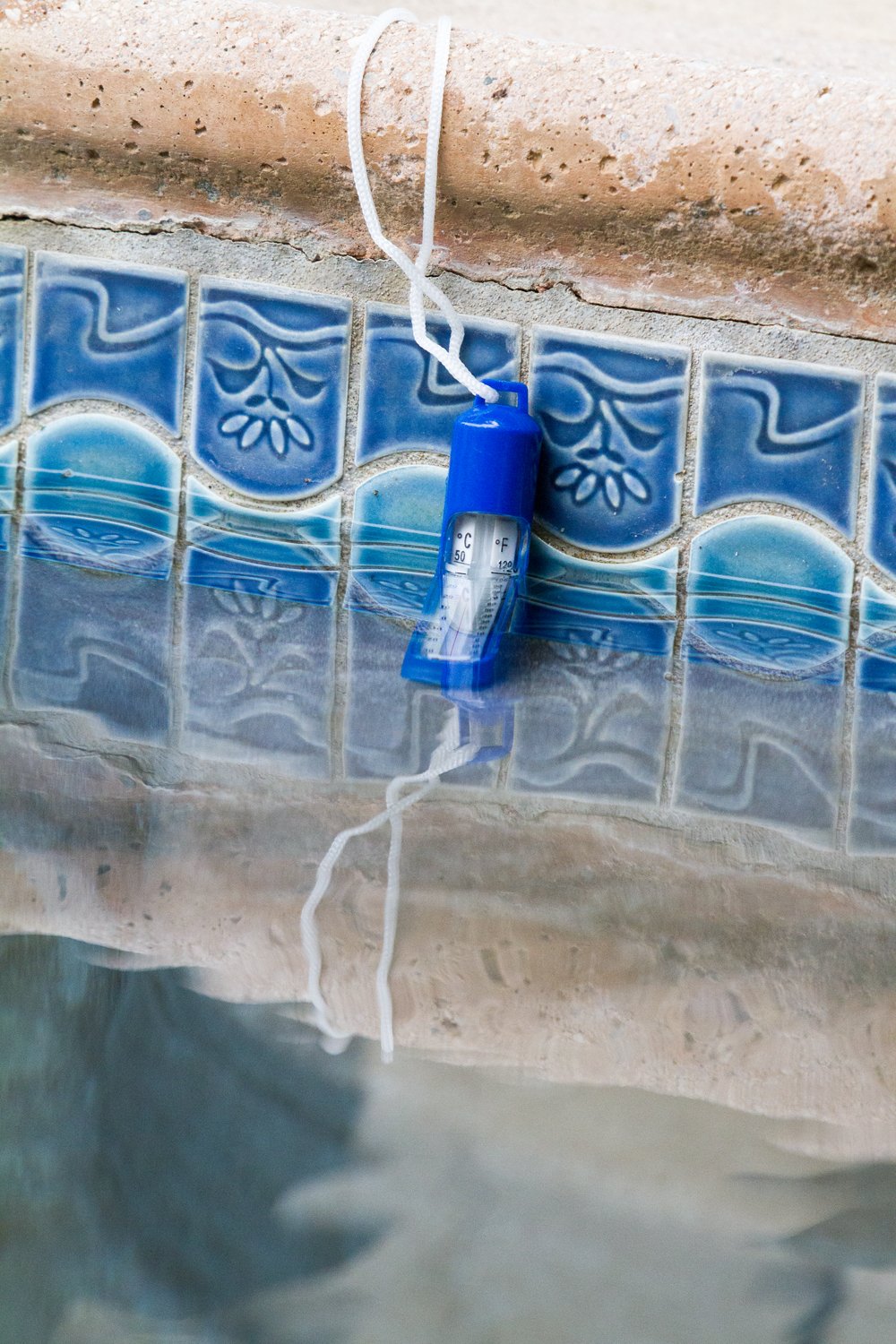Poolmaster shatter-proof body designed for durable pool readings