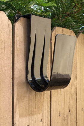 Poolmaster 35610 flexible material cushions heavy hoses with secure grip.