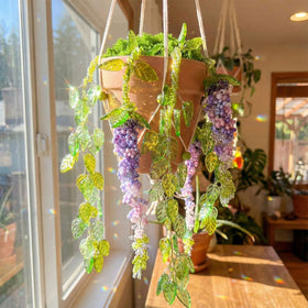 Potchen hanging rope and copper wire for secure display