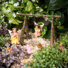 PRETMANNS hand-painted figures offer rich details for miniature displays