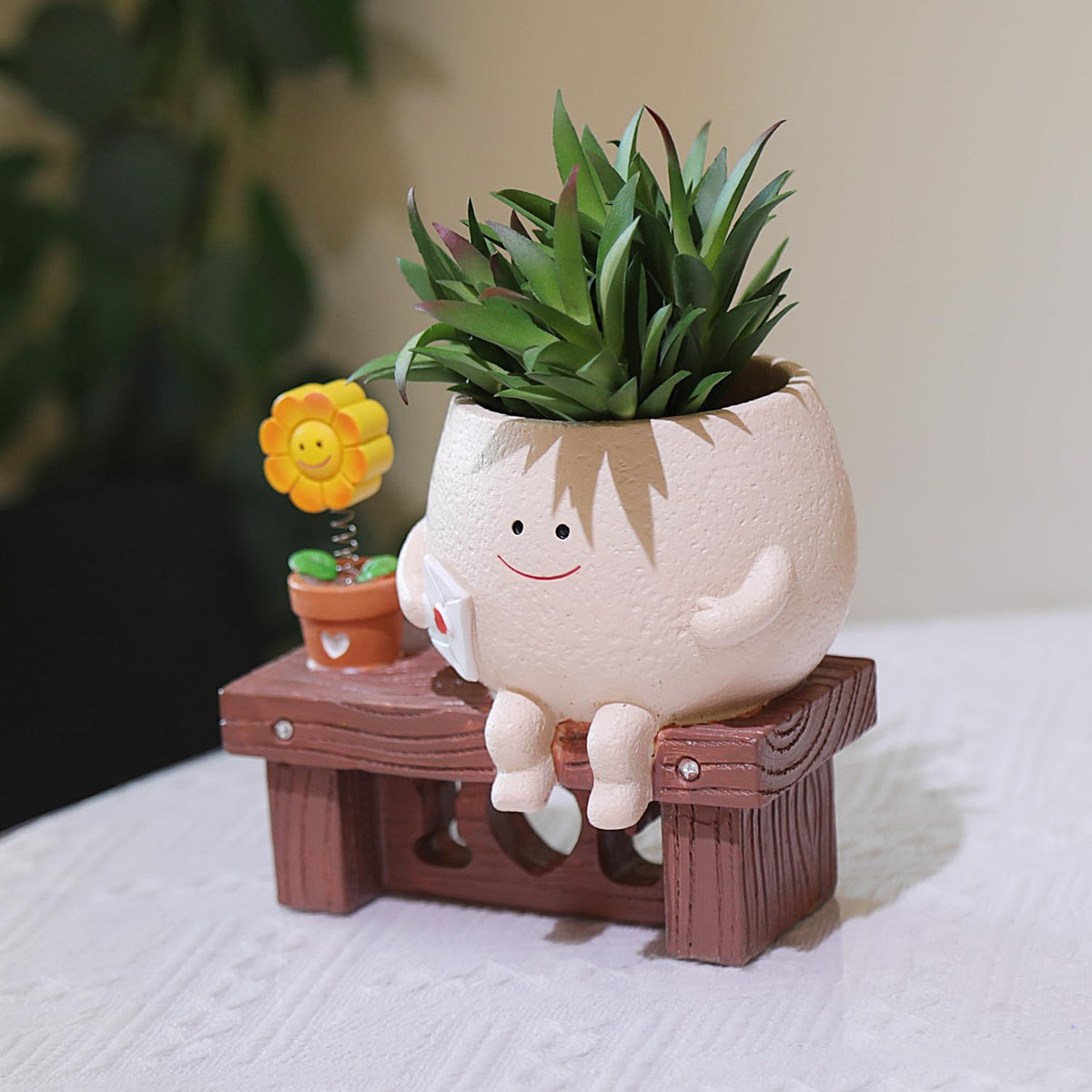 Pricetail Versatile decor item ideal as a thoughtful gift idea