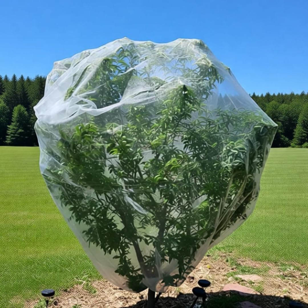 Puobao versatile garden netting fits multiple plants and settings.